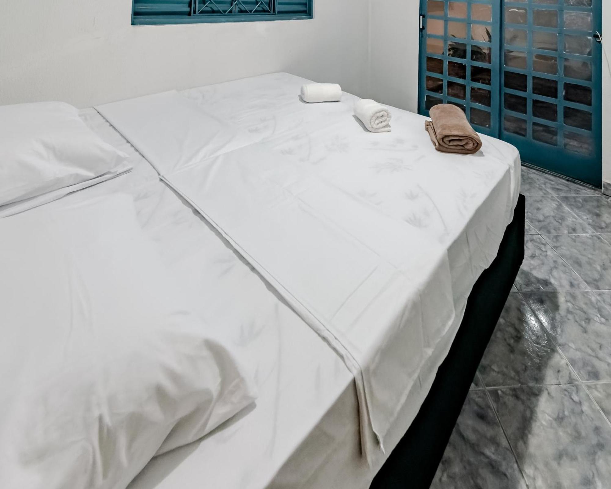 Pousada Roosevelt Quarto 03 - Pousada Central Prox Rodoviaria E Dist Industrial Hotell Uberlândia Eksteriør bilde