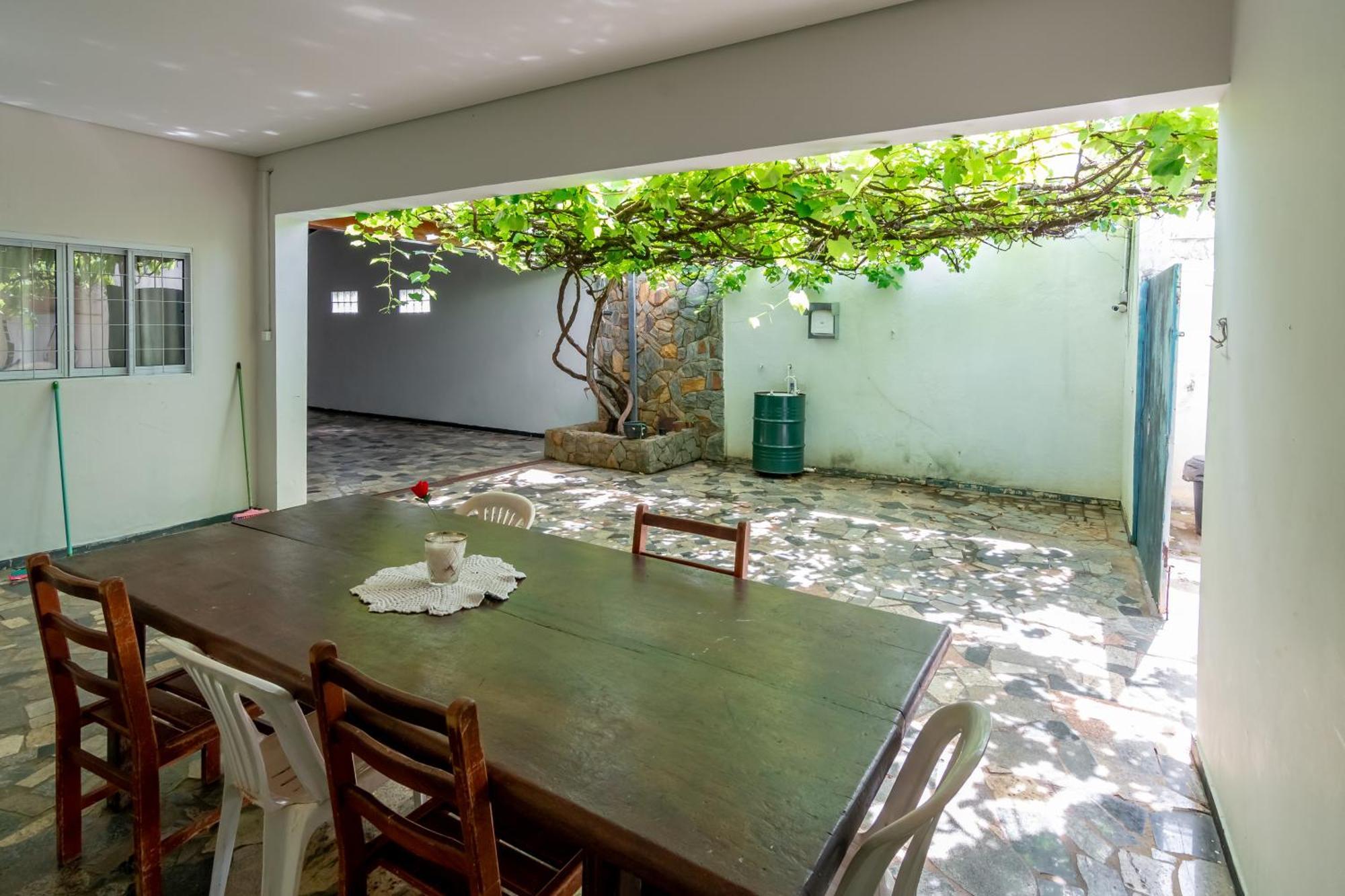 Pousada Roosevelt Quarto 03 - Pousada Central Prox Rodoviaria E Dist Industrial Hotell Uberlândia Eksteriør bilde